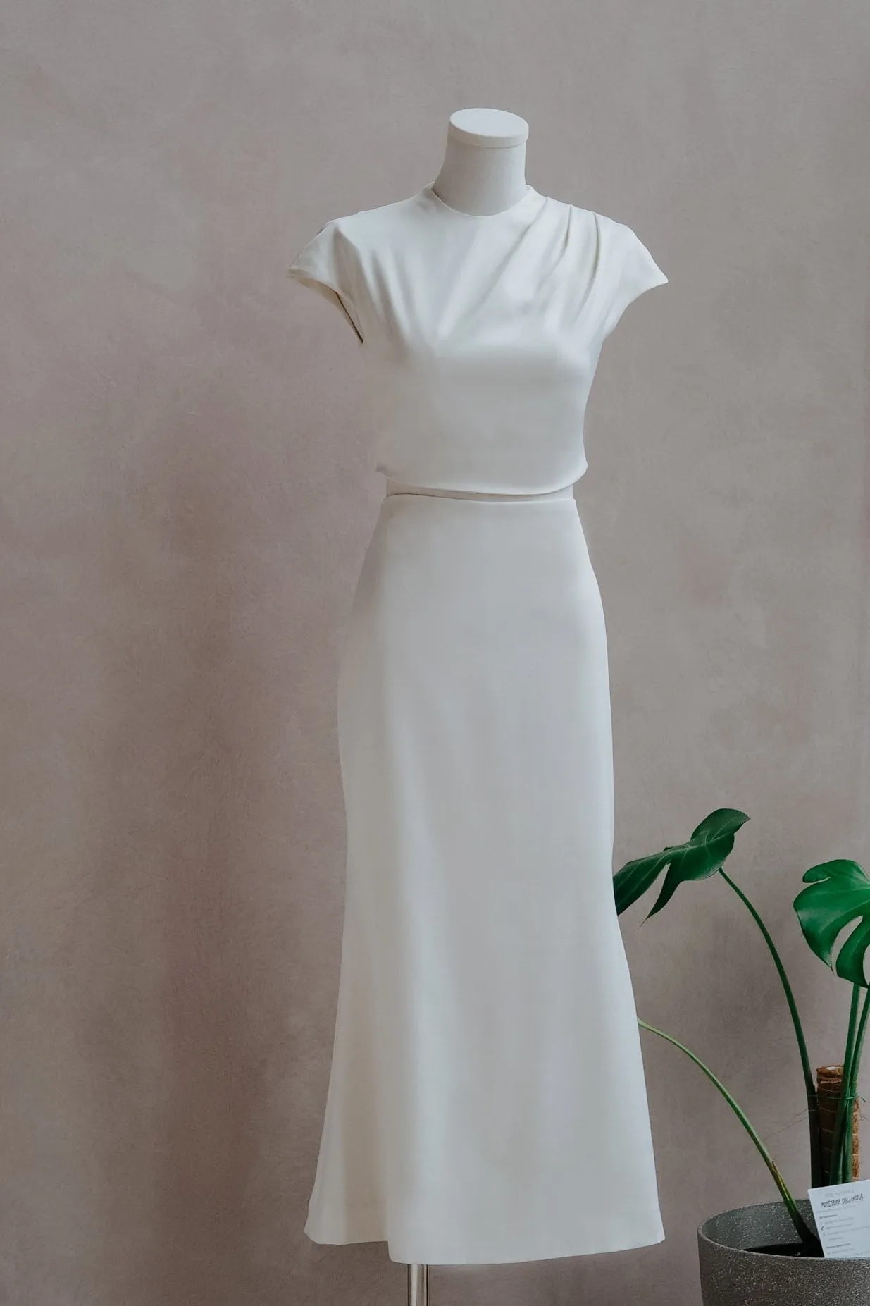 [BO] Satin Midi Skirt