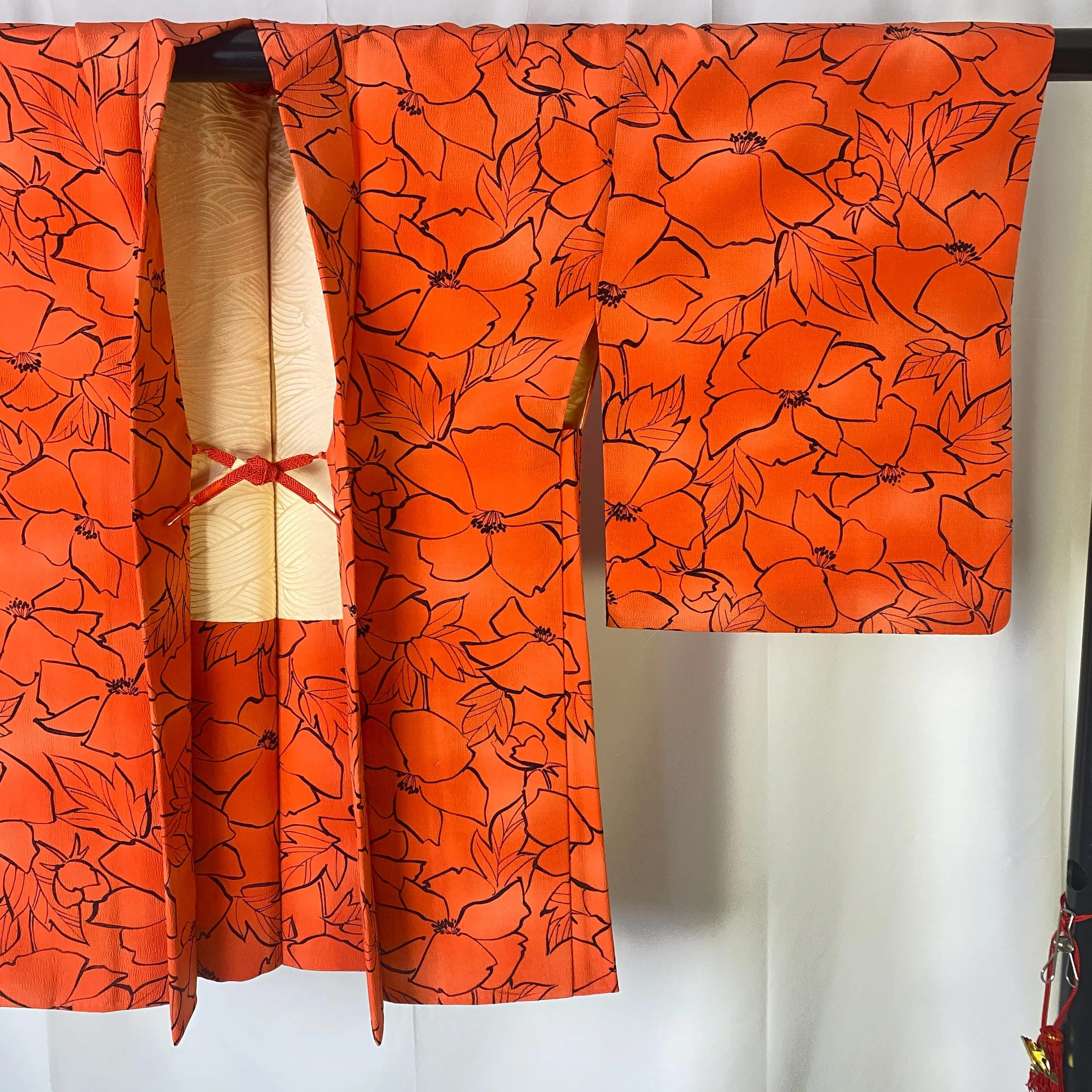 Red Vintage Kimono Haori, Kimono, Sumi-e, Flower, Anemone, Excellent, Cardigan, Women's Jacket, Silk Long outer,  Casual Layer, Versatile-M